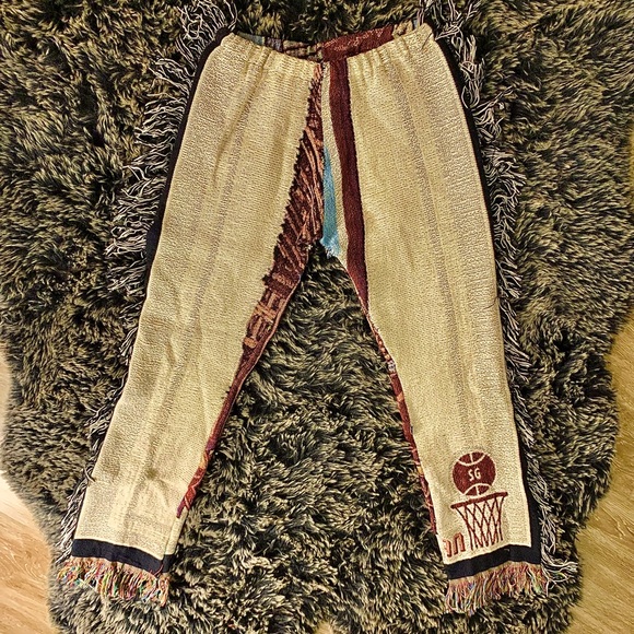 Small/Medium - Picture 5 of 6